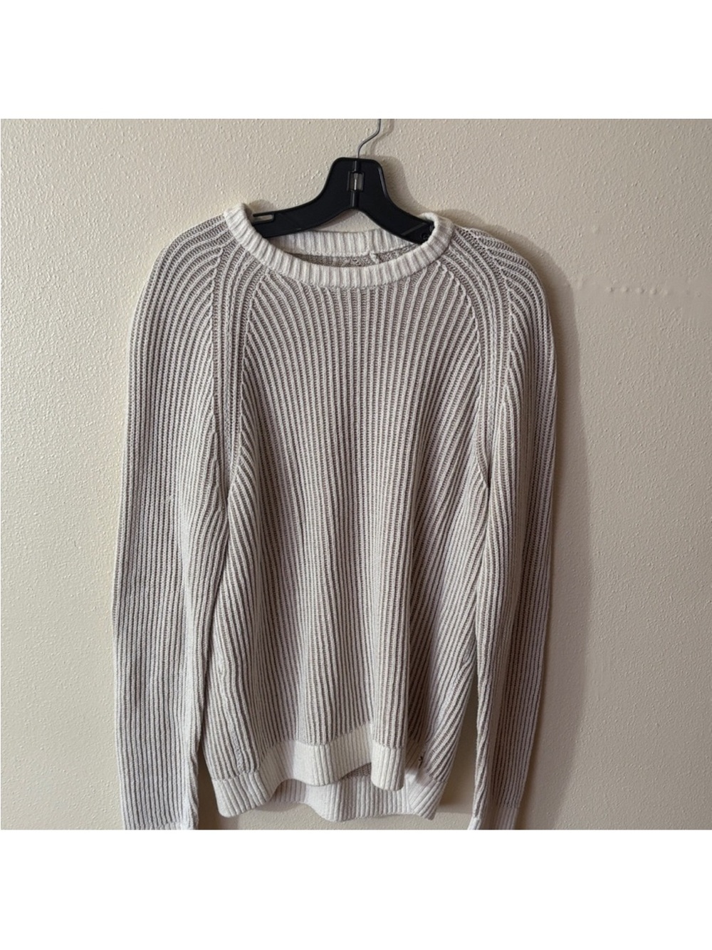 Hollister Light Gray Ribbed Knit Sweater